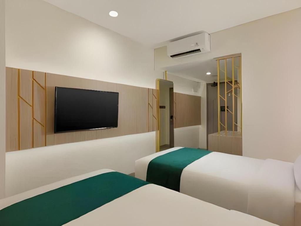 Elsotel Purwokerto By Daphna Management Zewnętrze zdjęcie