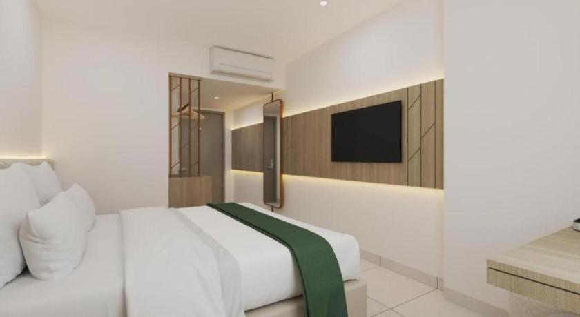 Elsotel Purwokerto By Daphna Management Zewnętrze zdjęcie